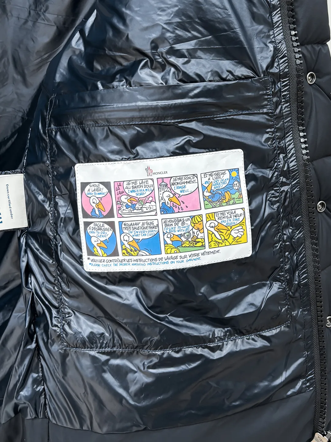 Tibb Moncler Classic ， 80 。 longue saison ， 。 。 ： longue saison Longue saison ， ， Same Style :Black 25001Size : 1-5 1 ： 46cm- 116cm- 65cm 2 ： 48cm- 118cm- 67cm 3 ： 50cm- 120cm- 69cm 4 : 52cm- 122cm- 71cm 5 : 54cm- 124cm- 73cm
